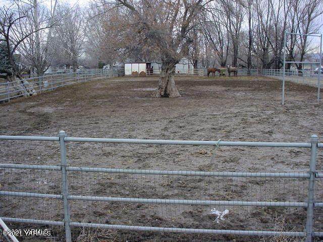 NNA 3rd Avenue & Ahtanum Ave - Photo 1