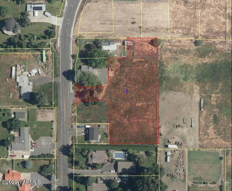 641 80th Ave - Photo 1