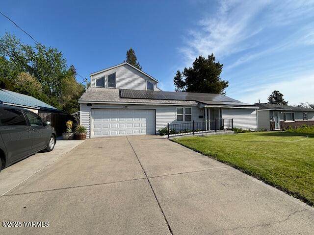 611 5th St - Photo 1