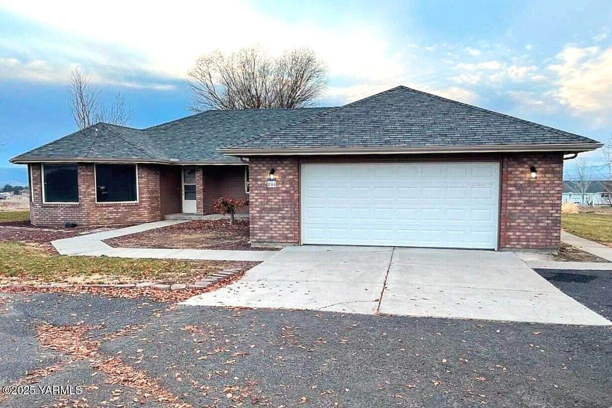 200 Obrien Vista Ln - Photo 1