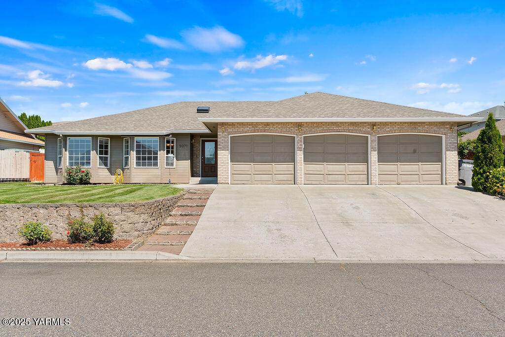 5071 Sky Vista Ave - Photo 1