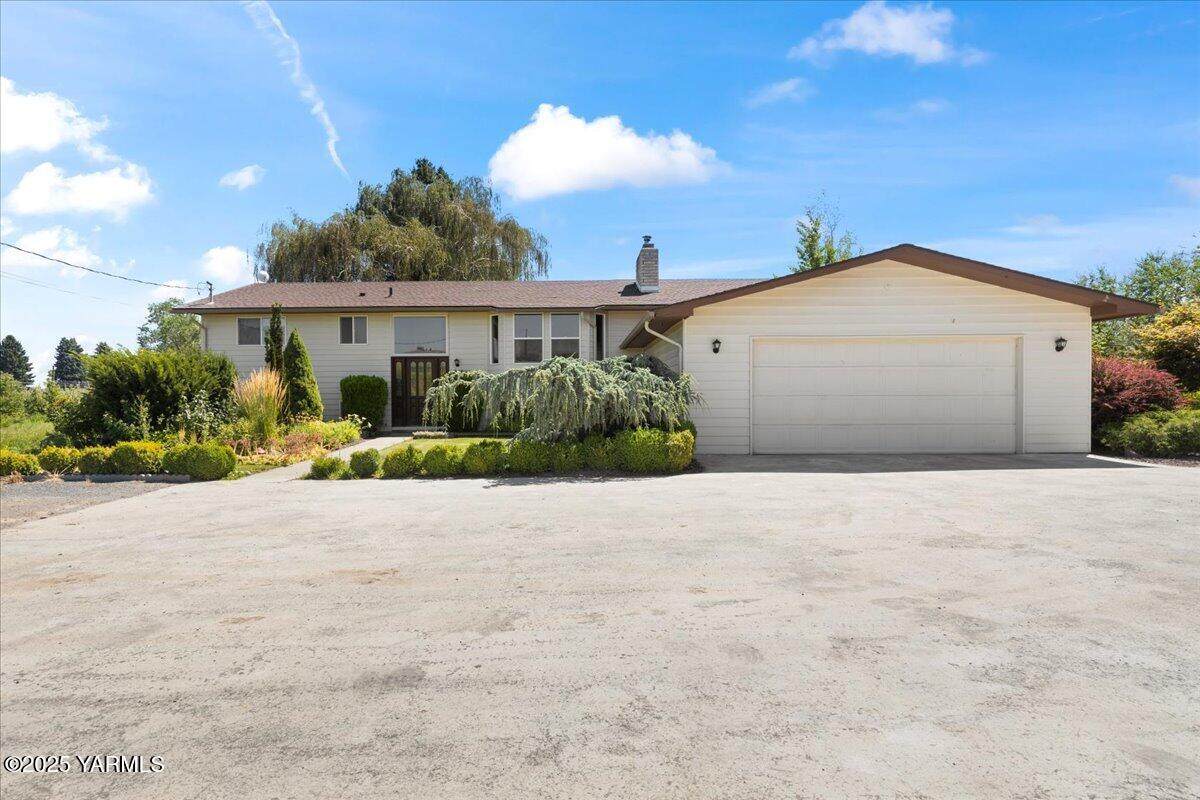 340 Eschbach Rd - Photo 1