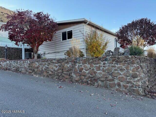 13 Leisure Hill Dr - Photo 1