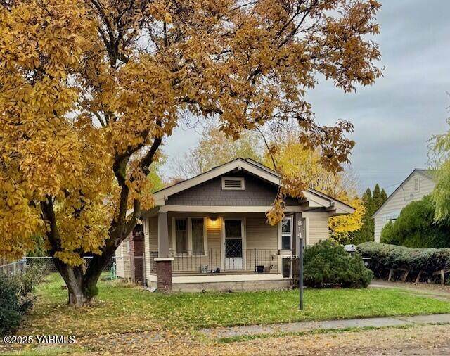 814 4th Ave - Photo 1