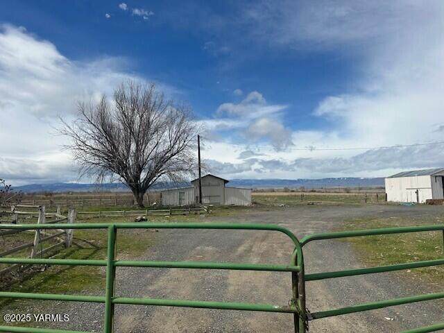 https://bt-photos.global.ssl.fastly.net/yakima/orig_boomver_1_25-736-2.jpg