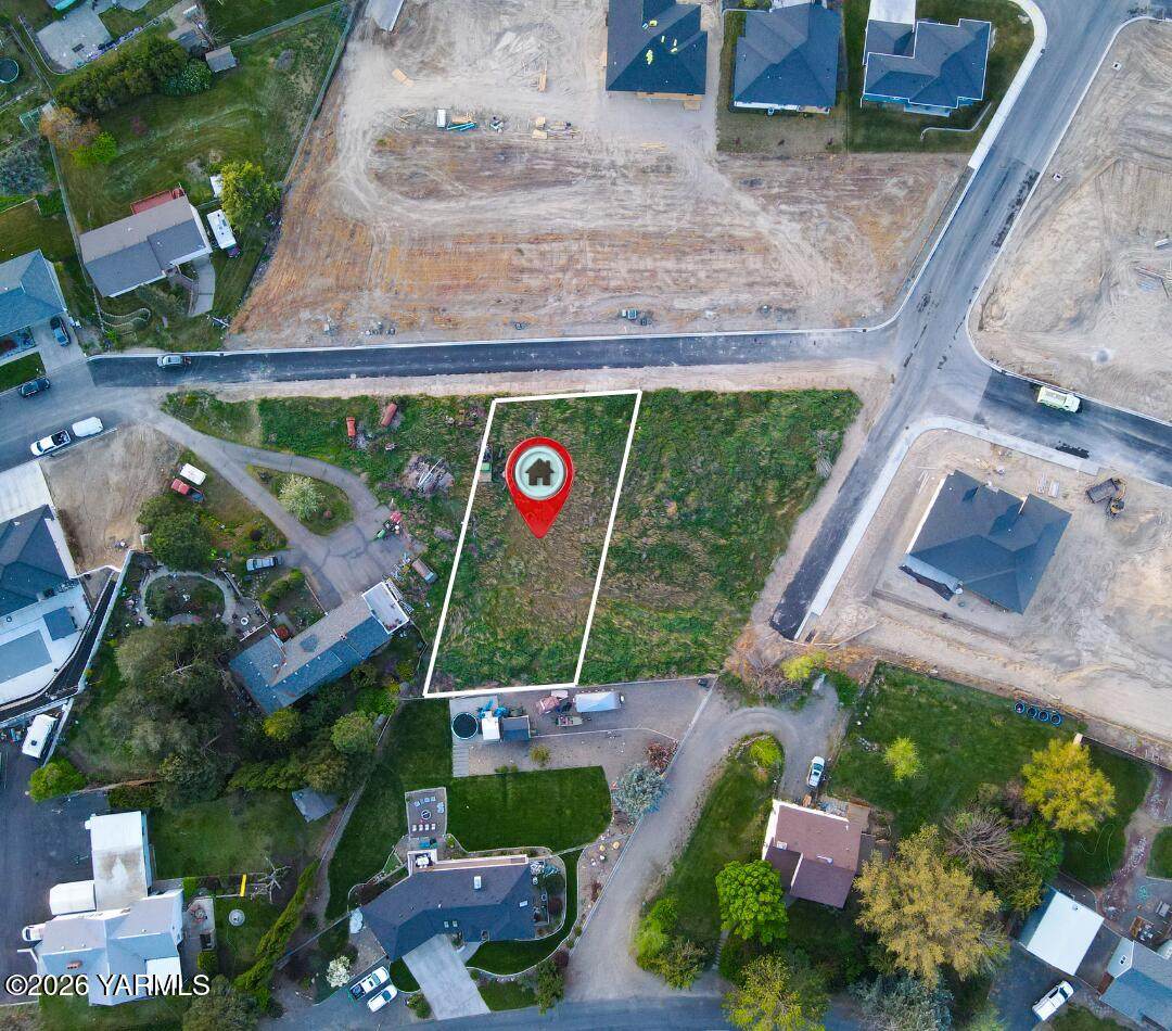 833 Vine Ave - Photo 1