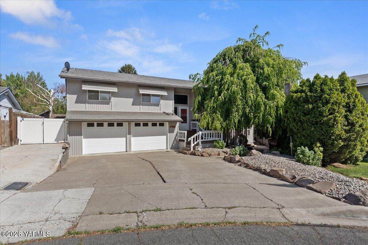4702 Carol Ave - Photo 1