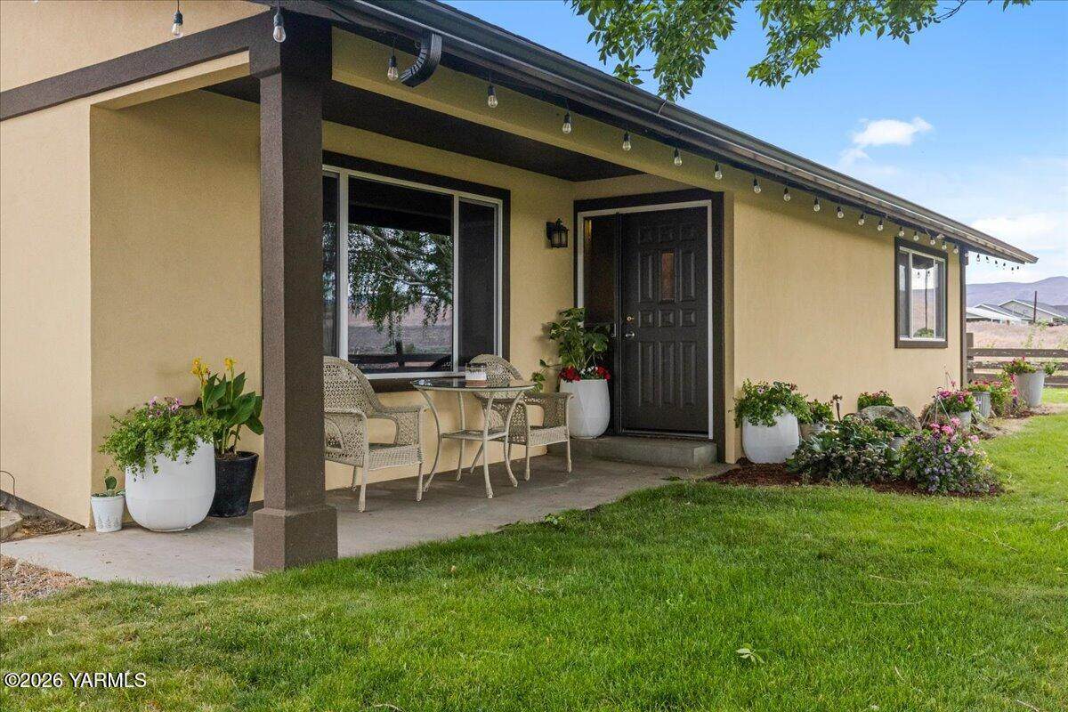 142 Longmire Ln - Photo 1