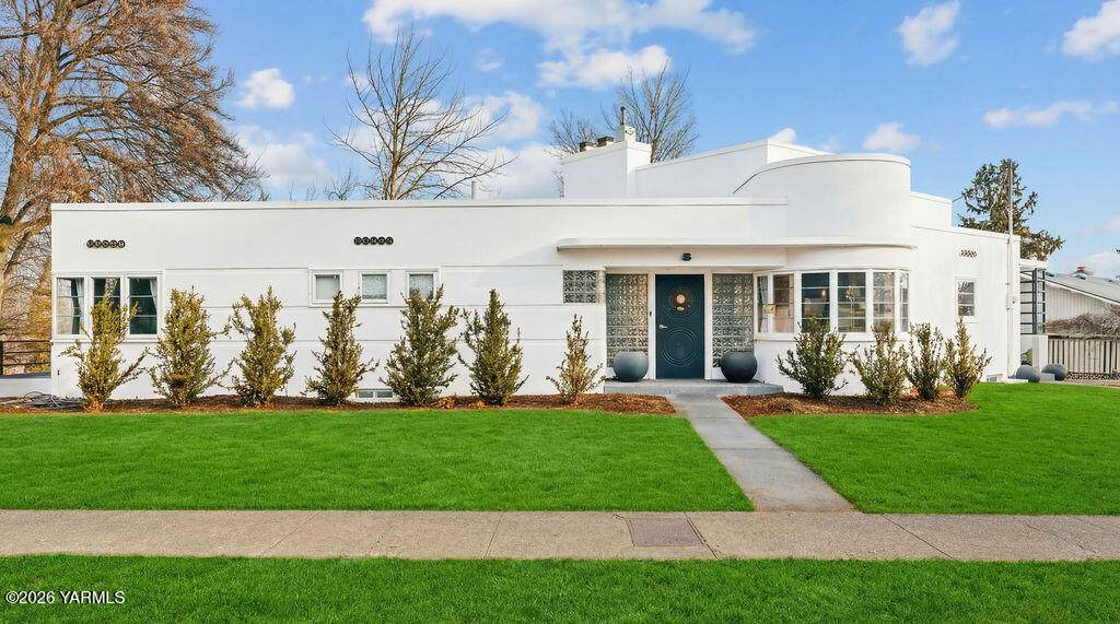 5 Park Ave - Photo 1