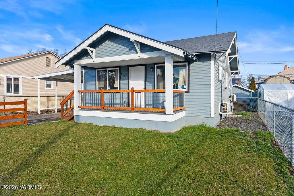 603 Cornell Ave - Photo 1