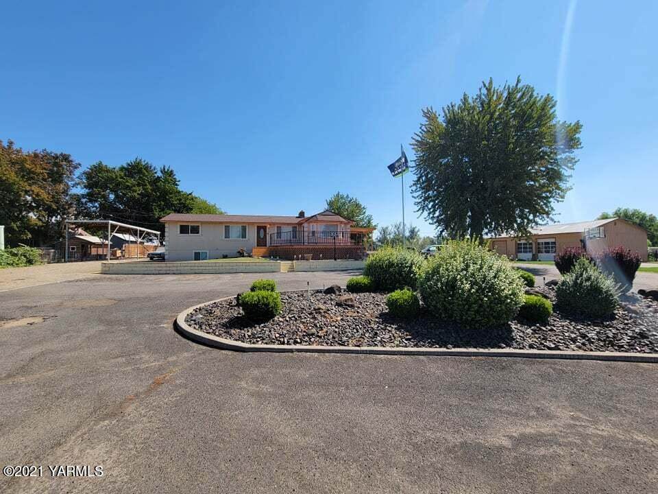 1310 Scoon Rd - Photo 1
