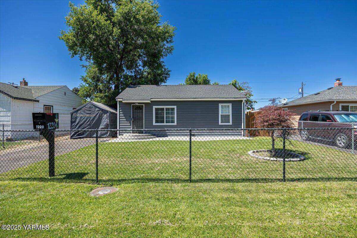 1220 Landon Ave - Photo 1