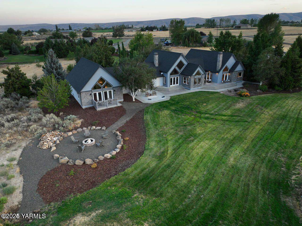 15783 Fisk Rd - Photo 1