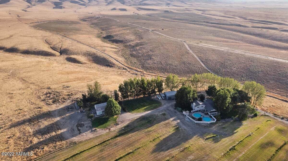 2771 Boundary Rd - Photo 1