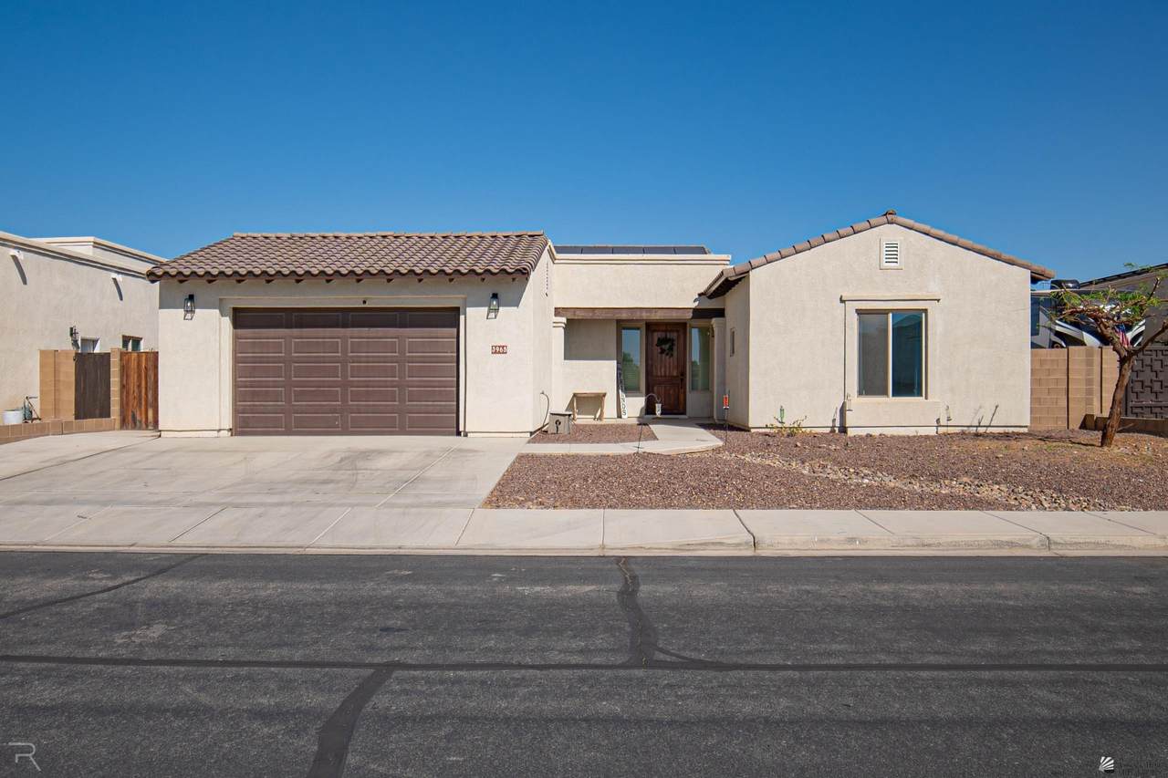 3965 Bella Vista Dr - Photo 1