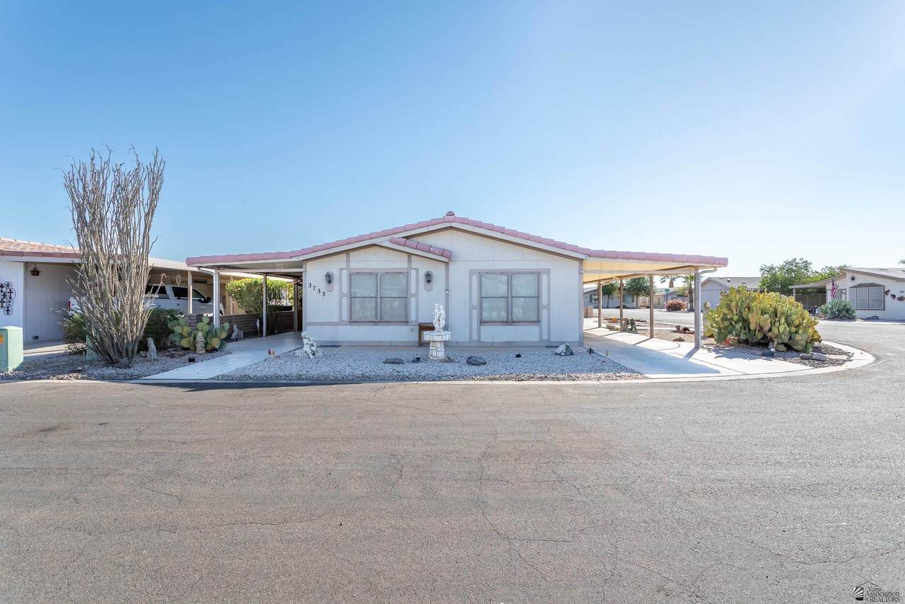 3733 Parkview Cir - Photo 1