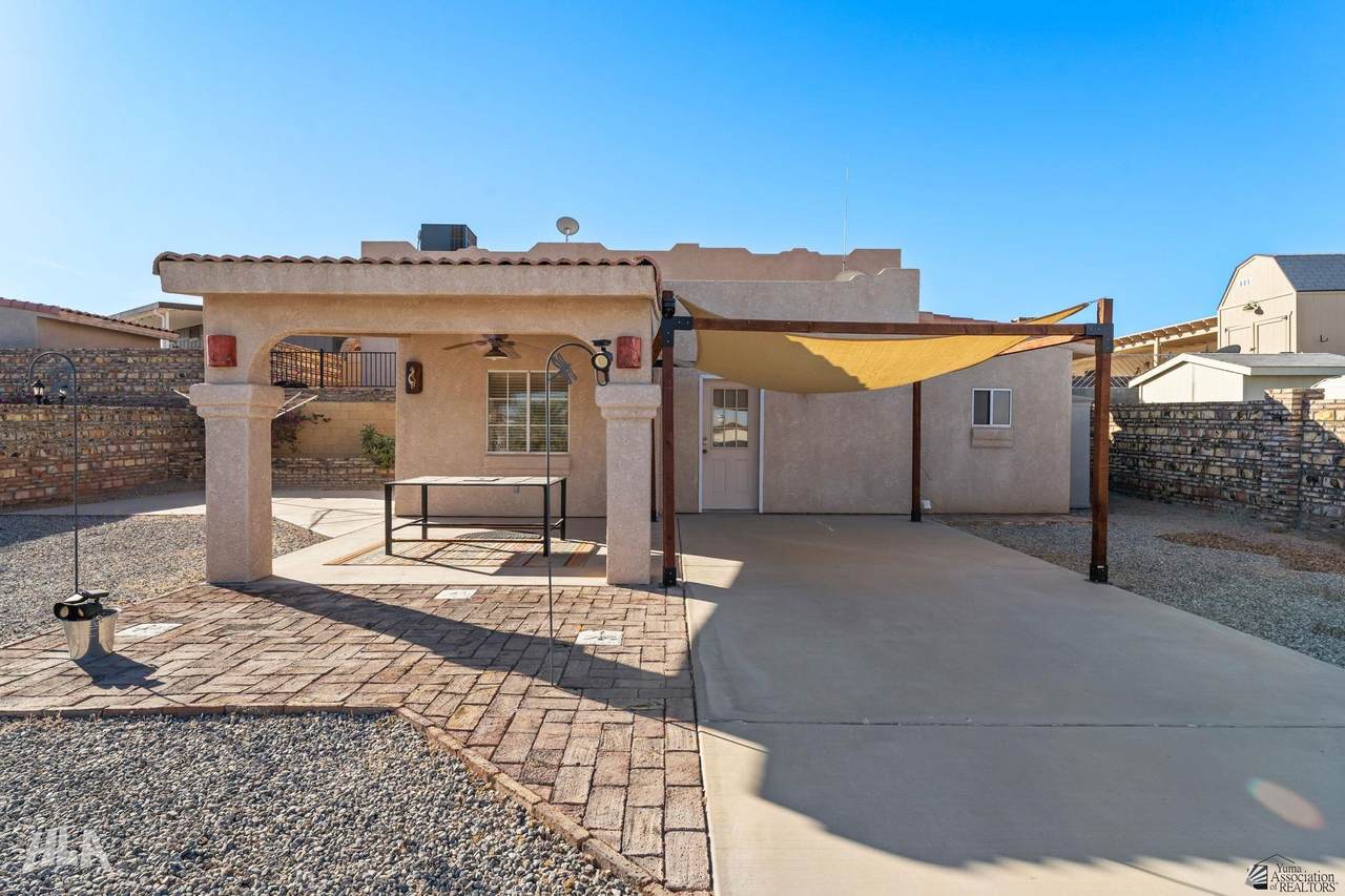 12627 46 DR - Photo 1
