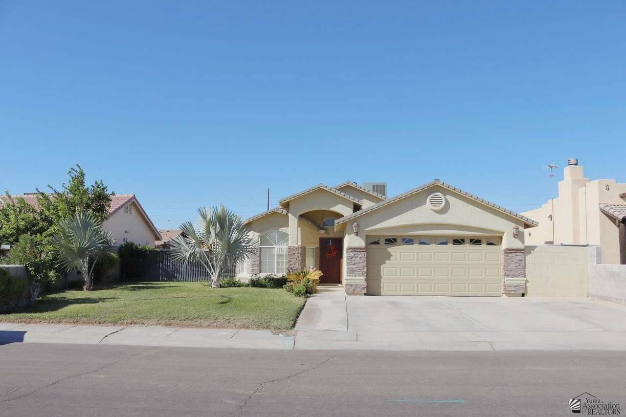 580 Gonzalez Dr - Photo 1