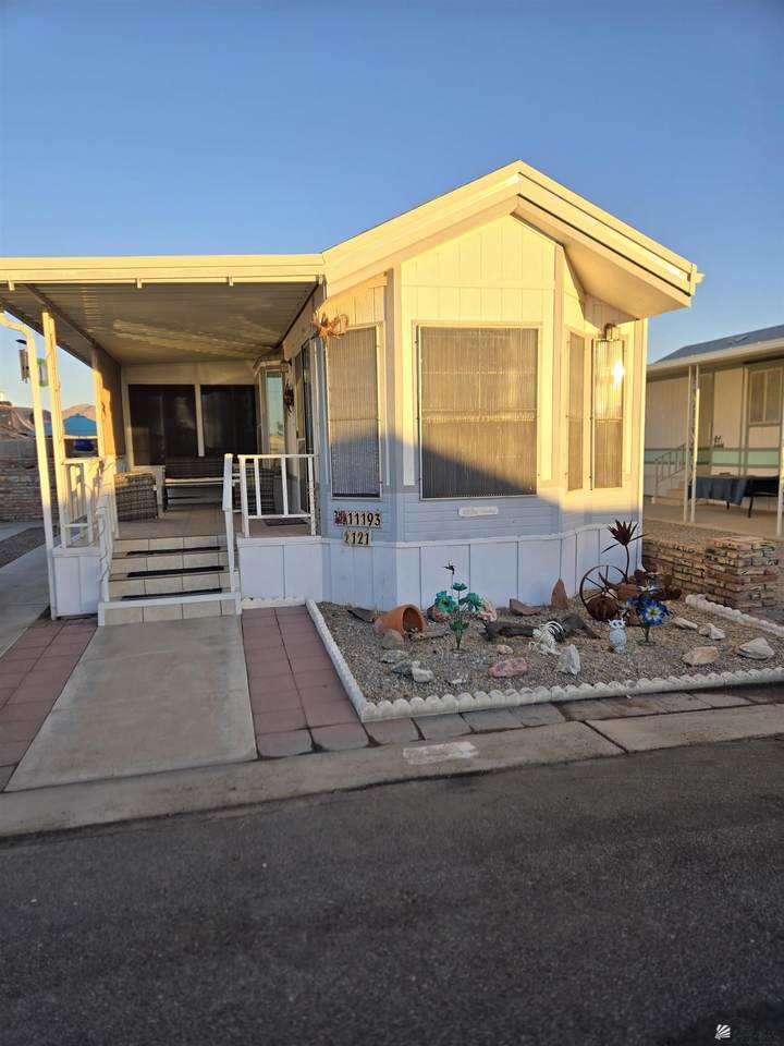 11193 Maria Rosa Dr - Photo 1