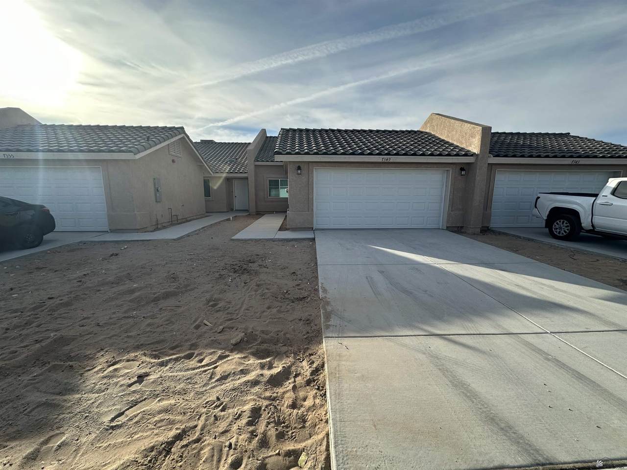 7349 37 ST - Photo 1