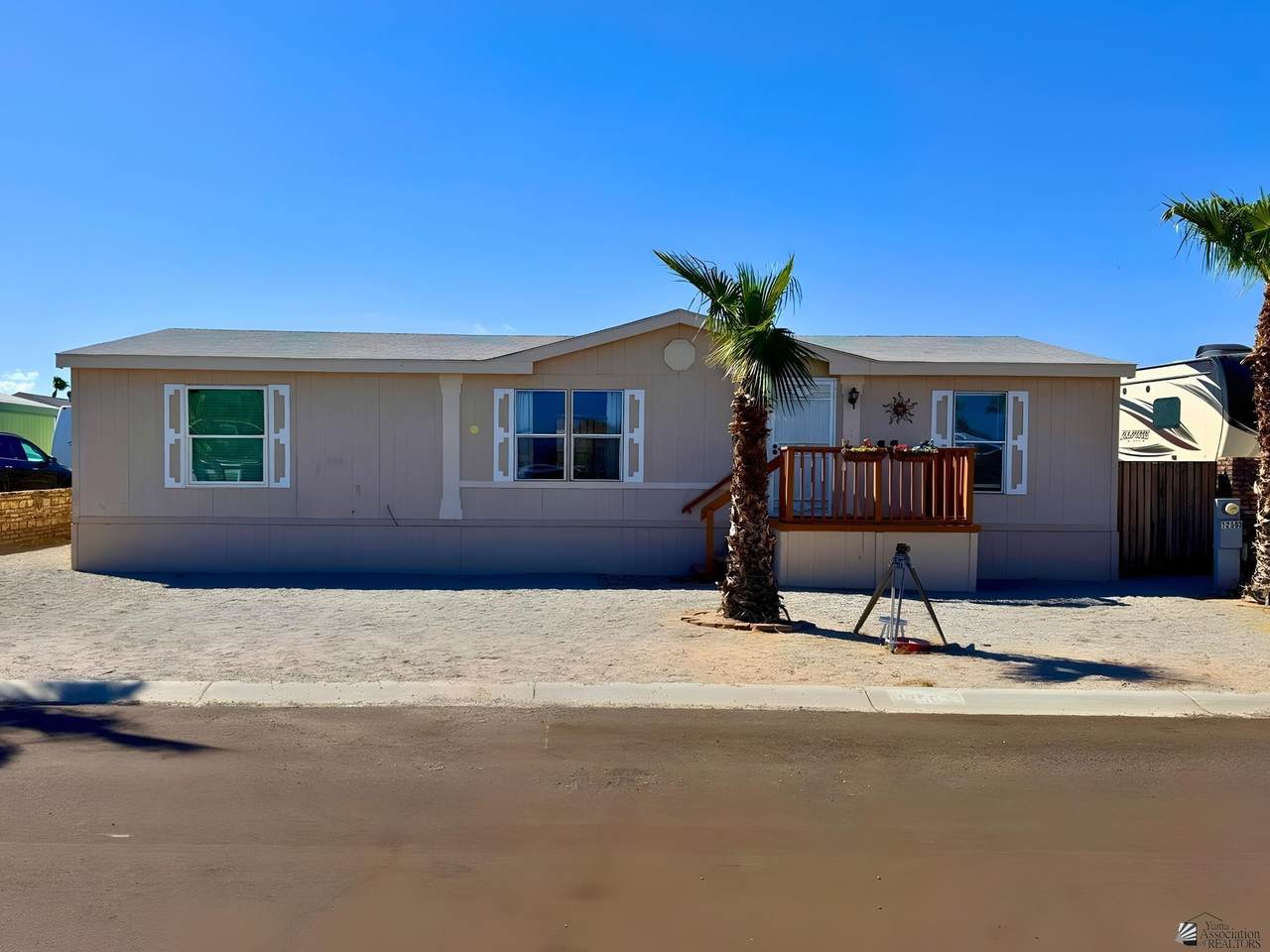 12563 45 ST - Photo 1