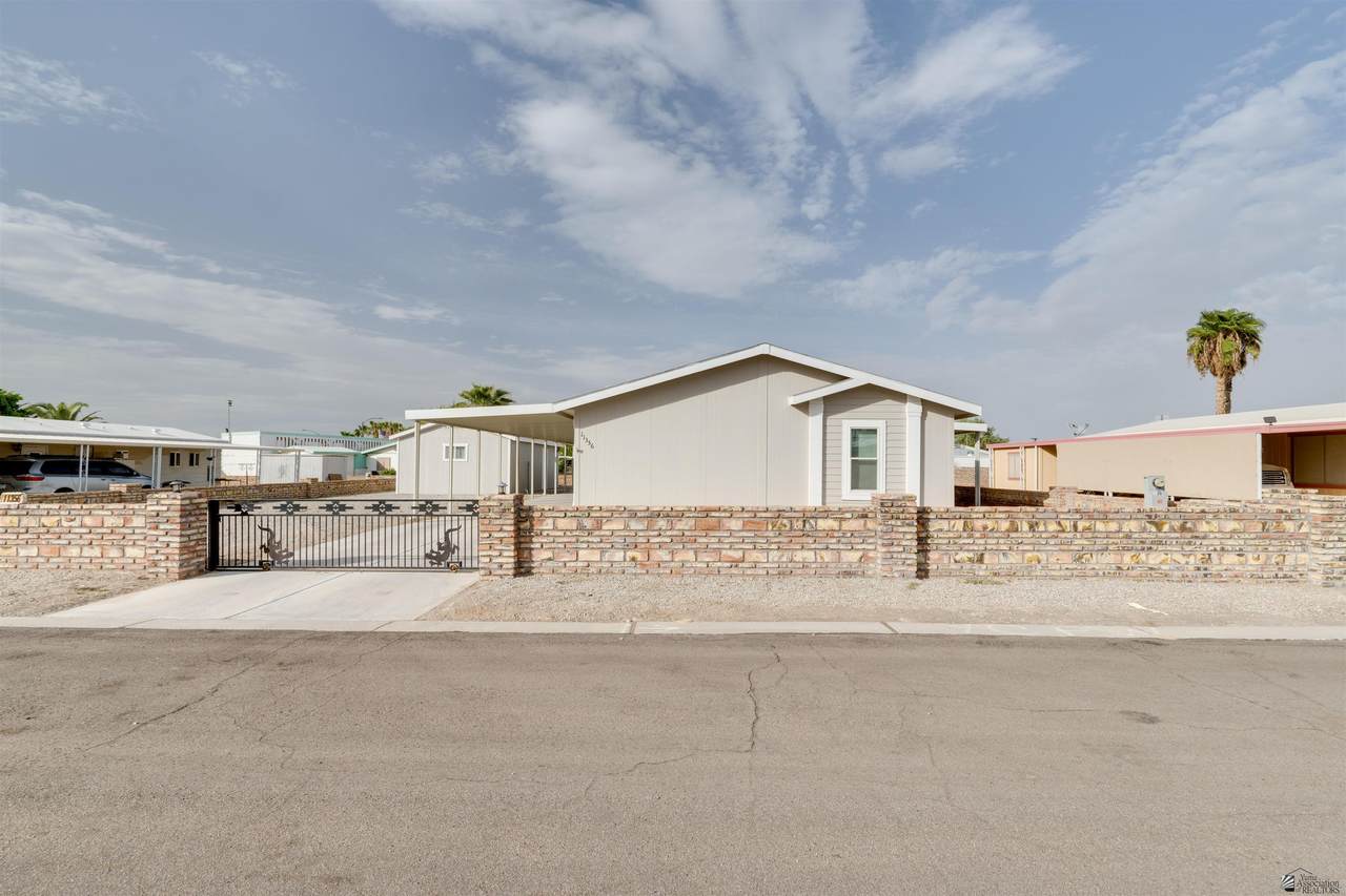 11356 37 LN - Photo 1