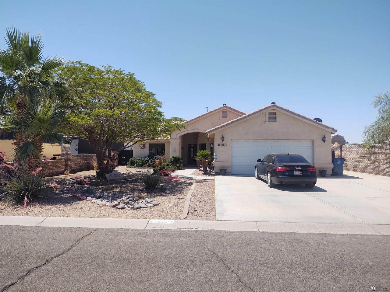 13375 52 ST - Photo 1