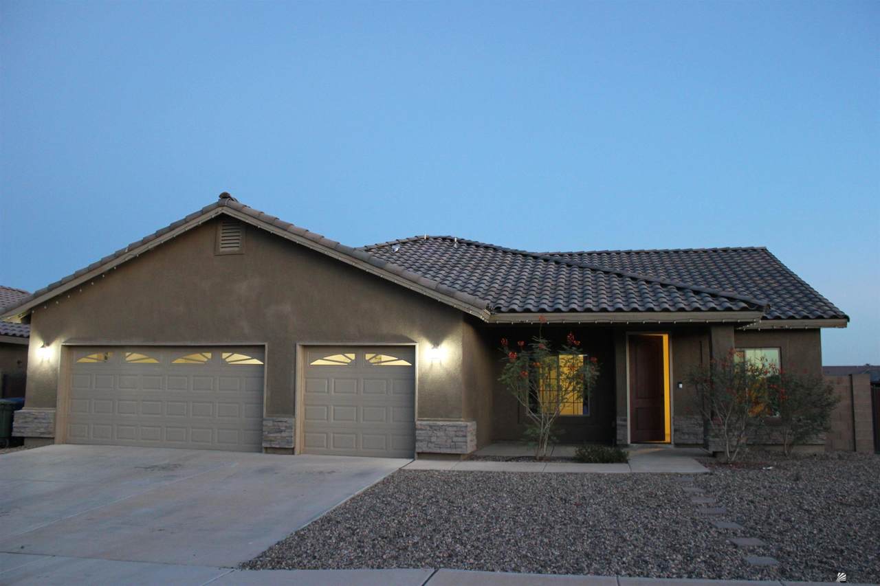 4491 27 ST - Photo 1