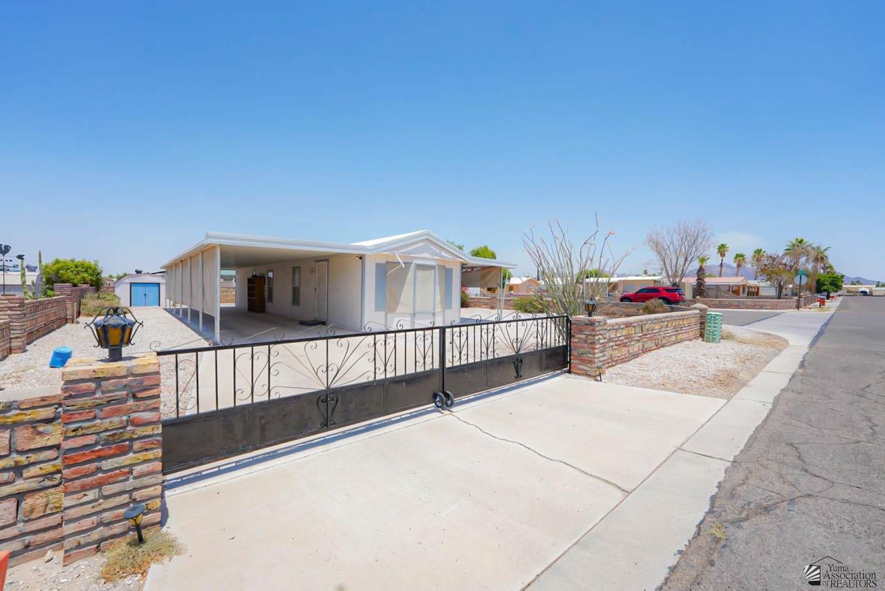 11326 Far West Ave - Photo 1