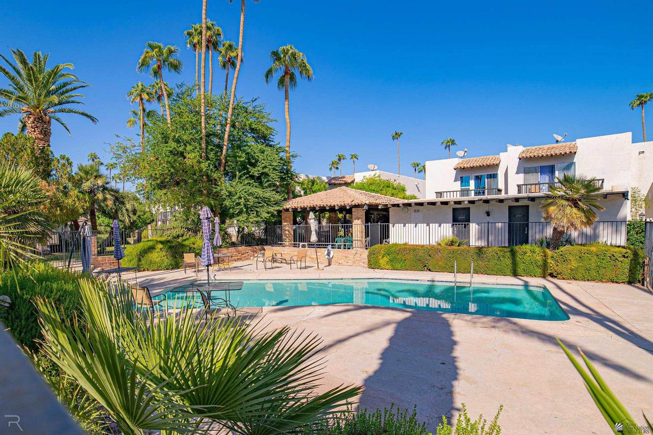 2900 Palo Verde Ln - Photo 1