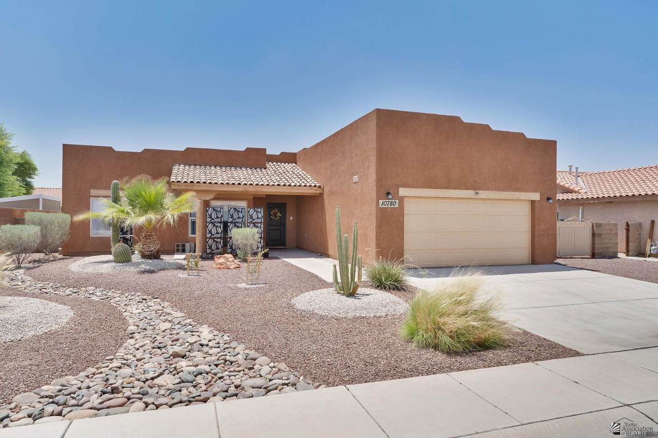 10780 Madero St - Photo 1