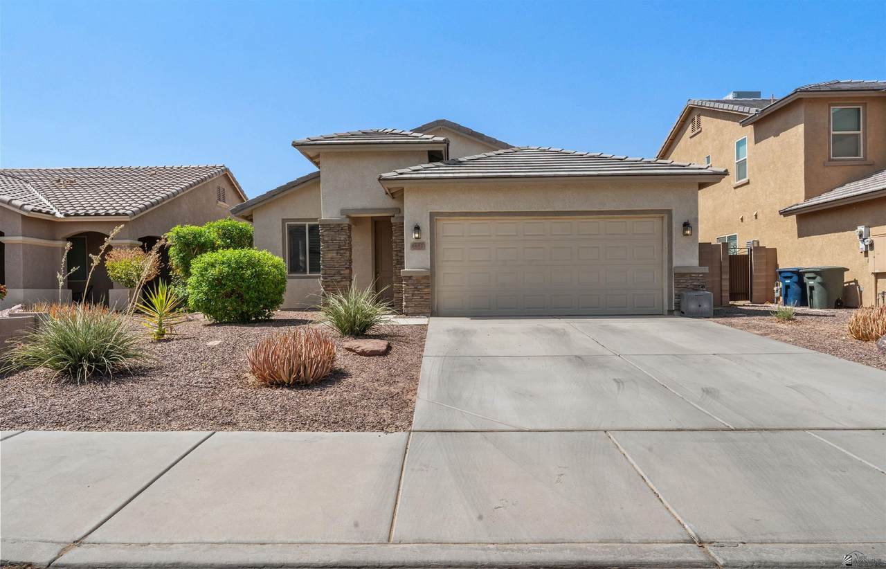 6687 35 RD - Photo 1