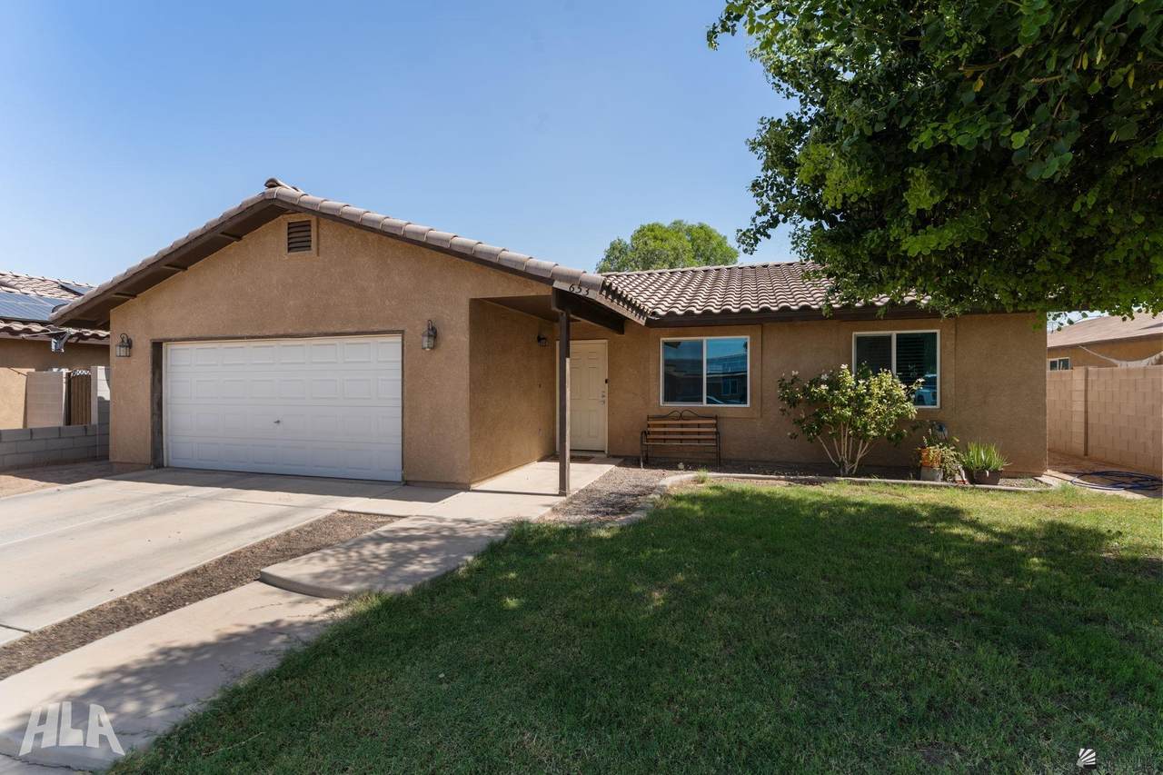 653 Patricia St - Photo 1