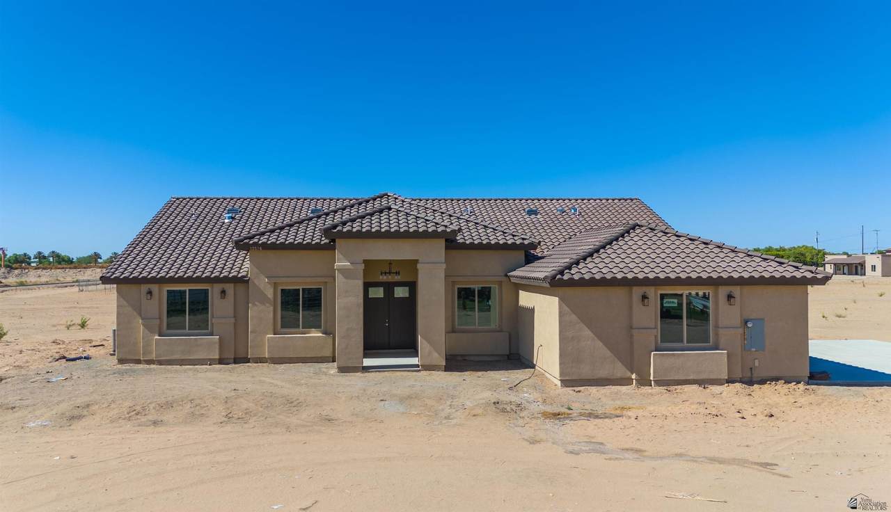 13576 Ave 5 E - Photo 1