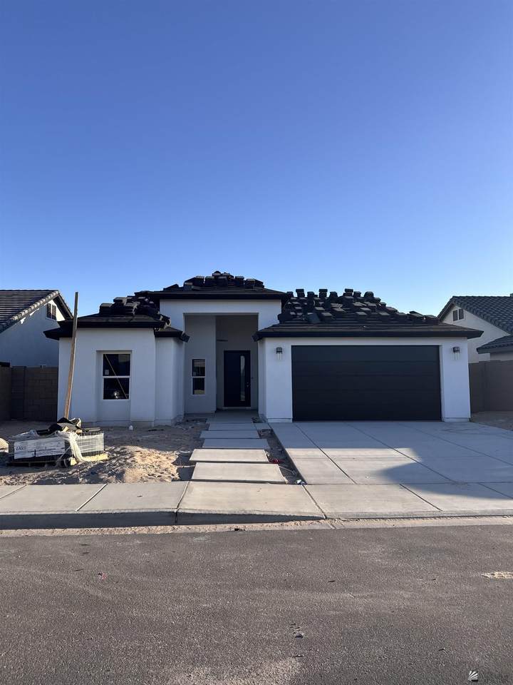 7925 34 PL - Photo 1