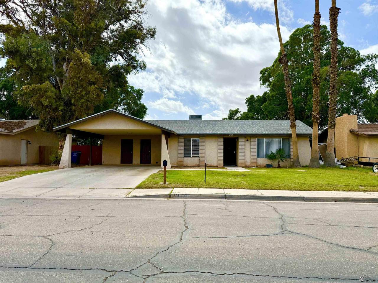 2917 22 ST - Photo 1