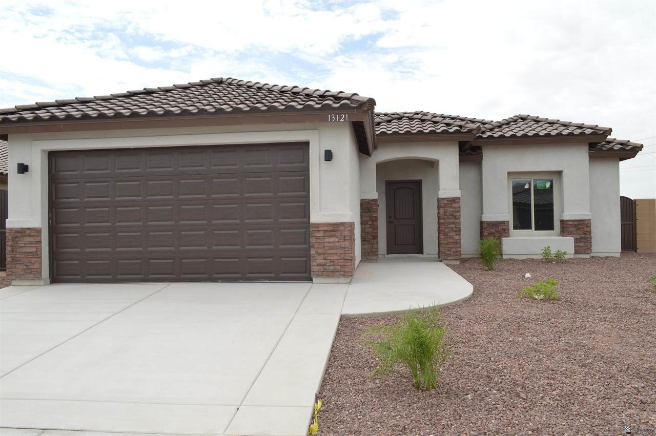 13121 54 DR - Photo 1