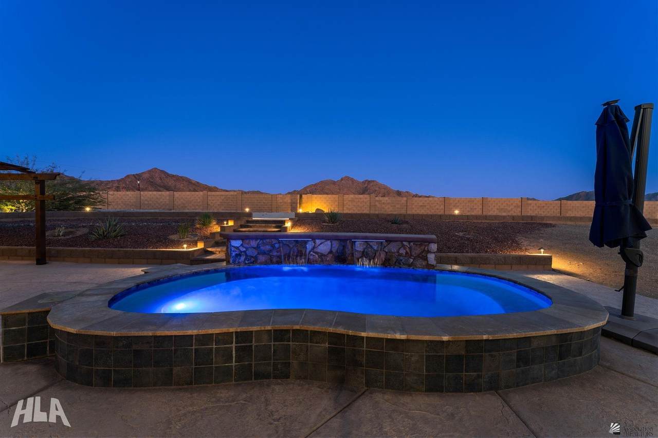 10521 Ave 14 1/2 E - Photo 1