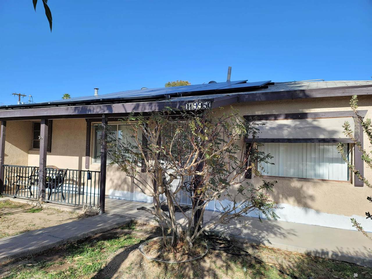 1995 10 AVE - Photo 1