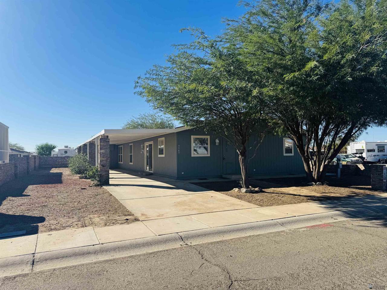 9549 36 LN - Photo 1