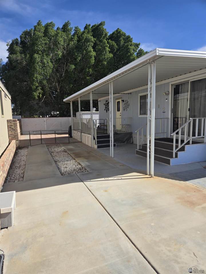 11393 Maria Rosa Dr - Photo 1