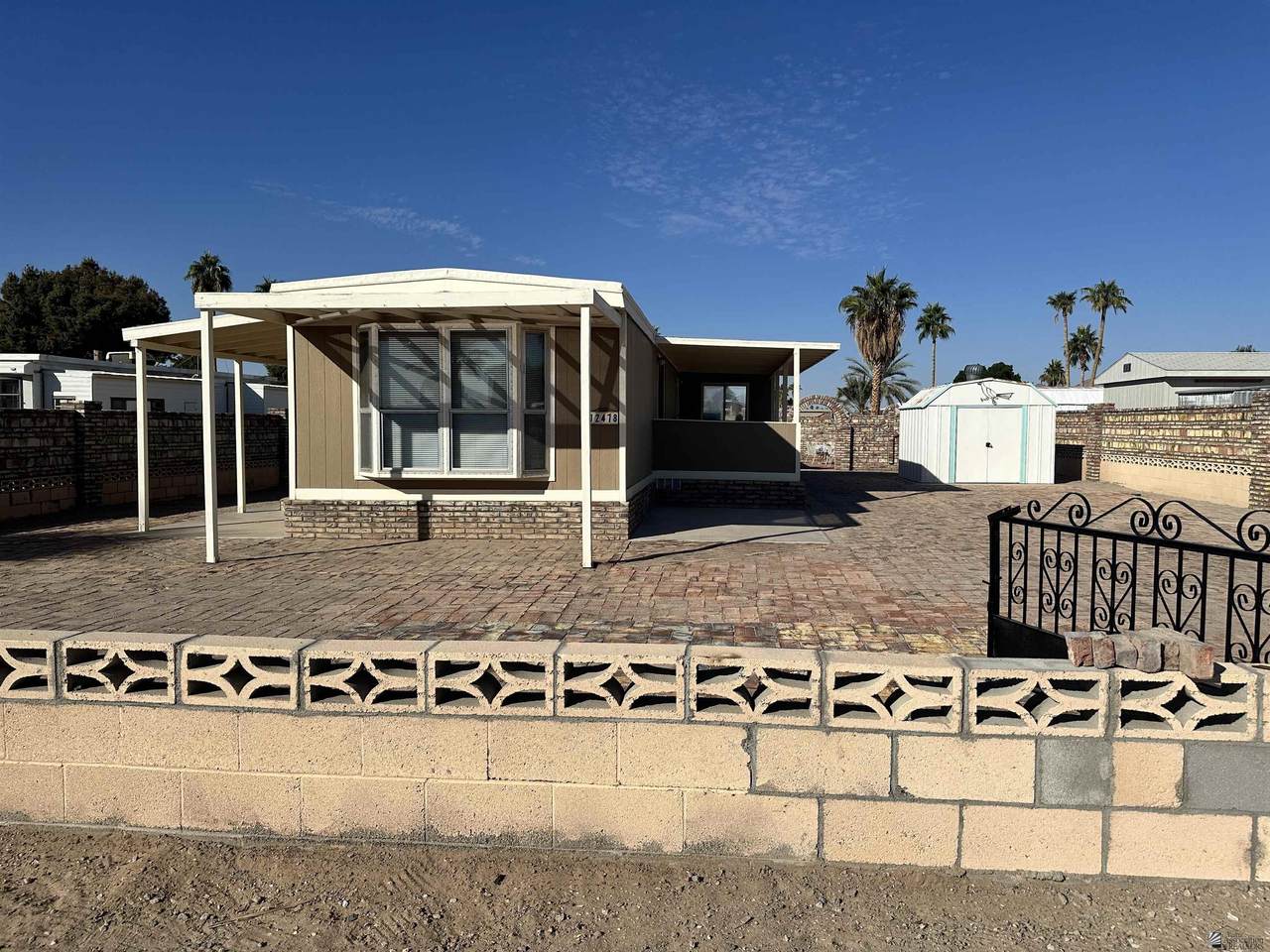 12478 39 ST - Photo 1