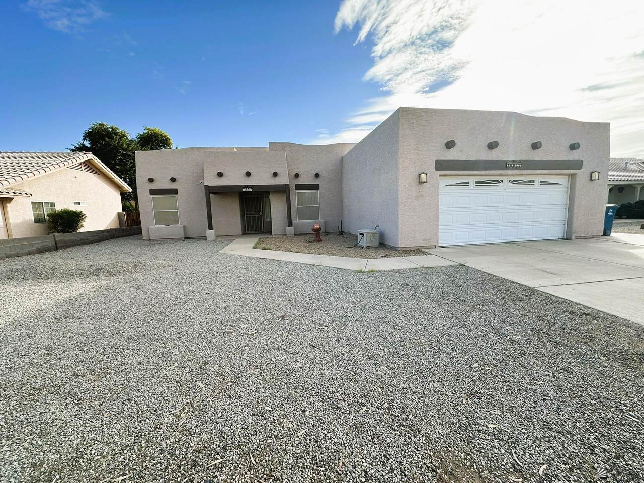 10617 37 ST - Photo 1