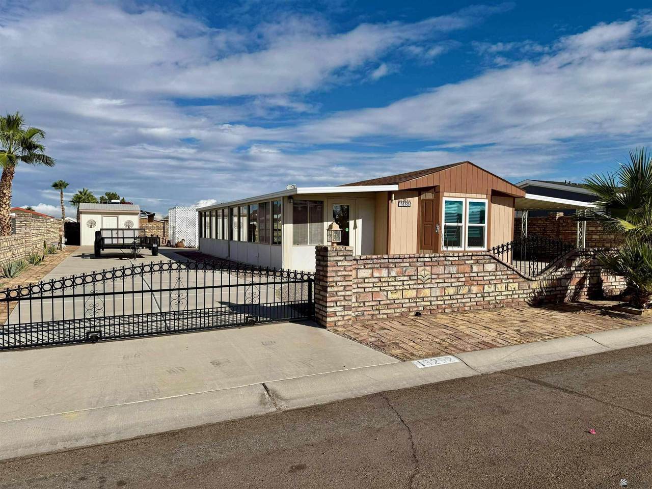 13252 55 DR - Photo 1