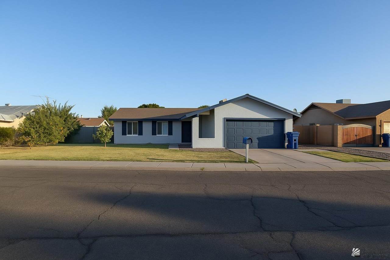 2716 Oakwood Ln - Photo 1