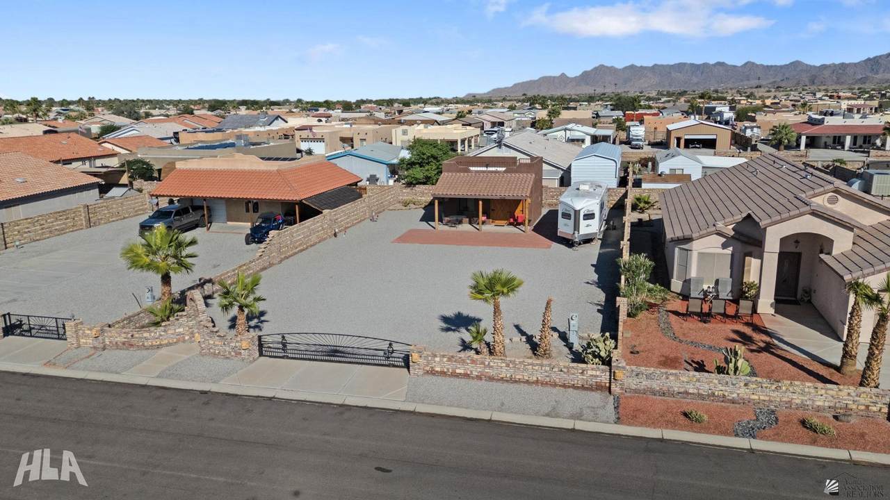 14328 51 DR - Photo 1