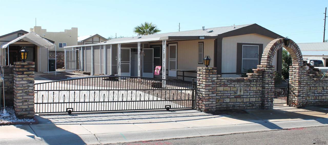 9557 33 LN - Photo 1