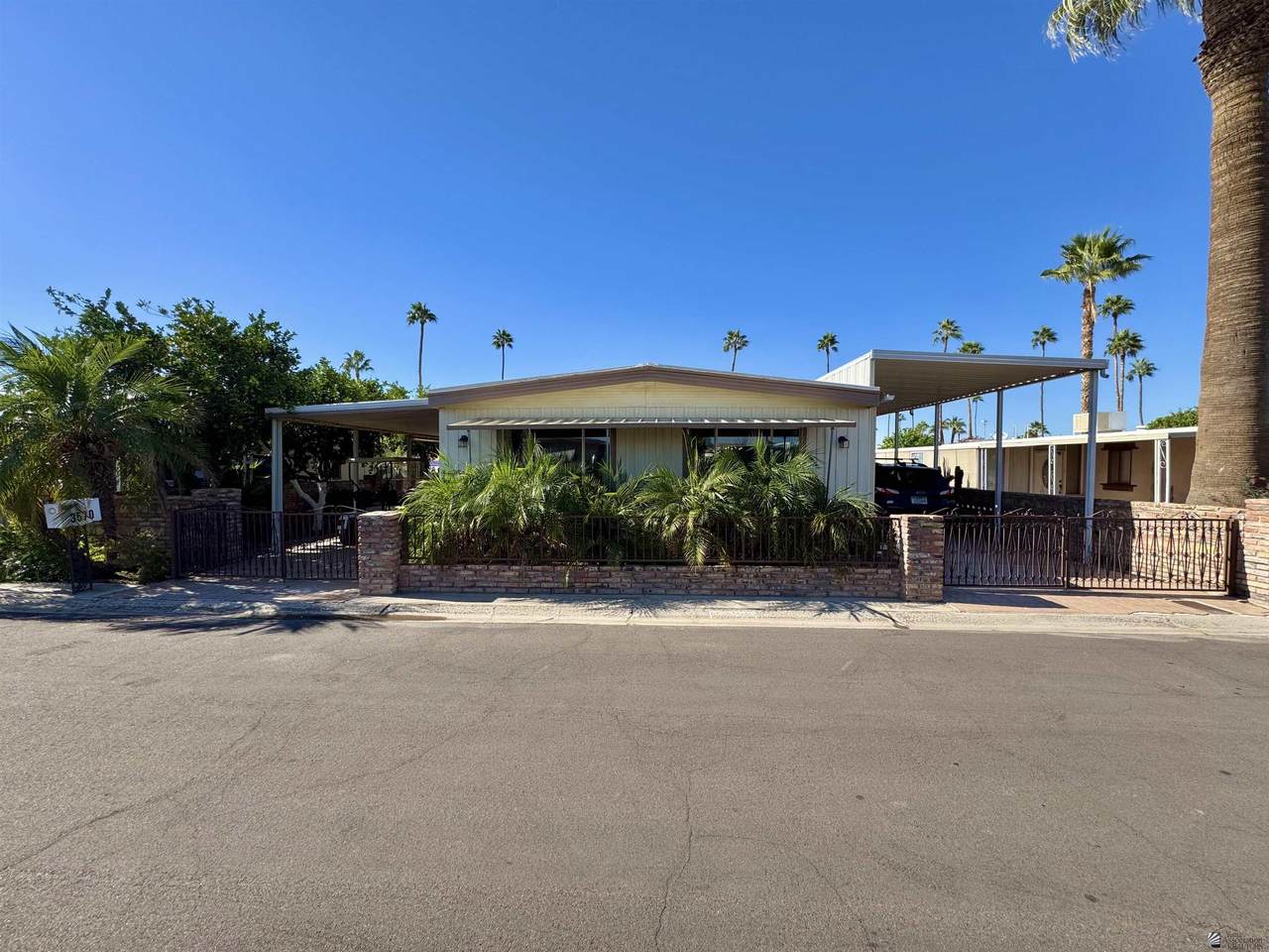 3570 Canyon Ave - Photo 1