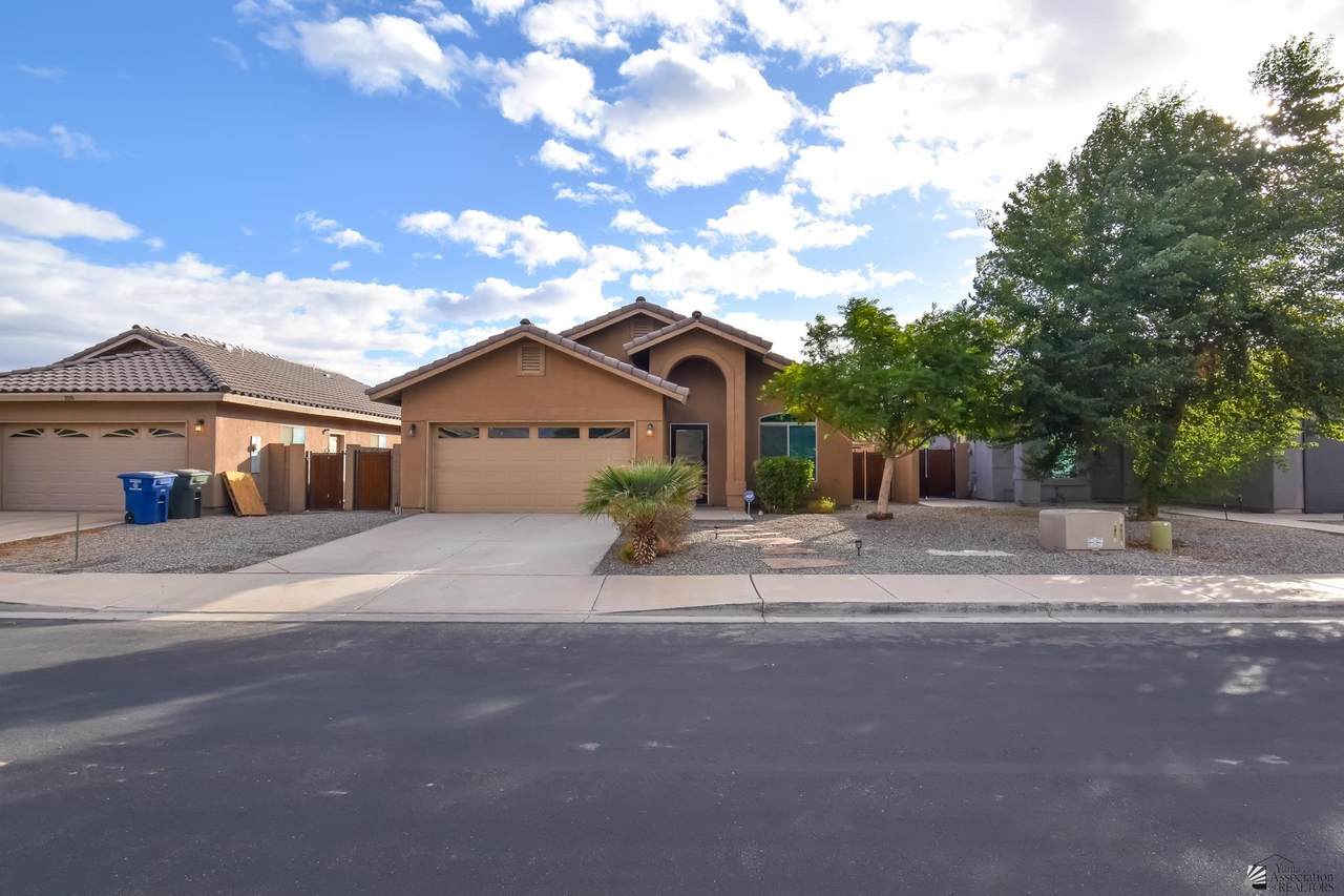 2523 41 WAY - Photo 1