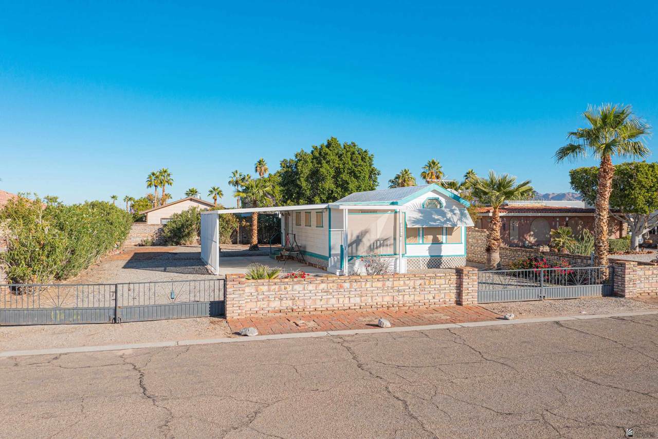 12156 39 ST - Photo 1